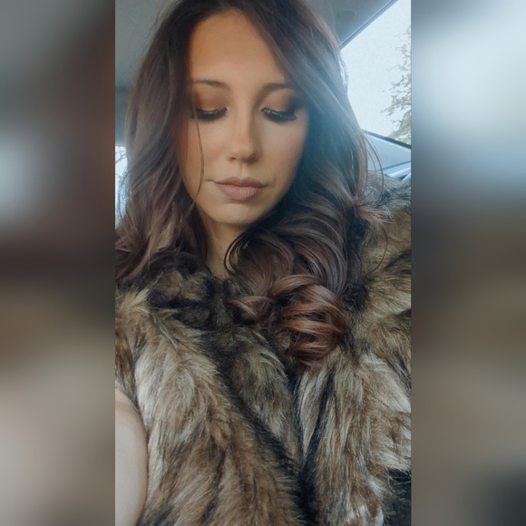 Meet your Posher, Sara - Picture 4 of 7